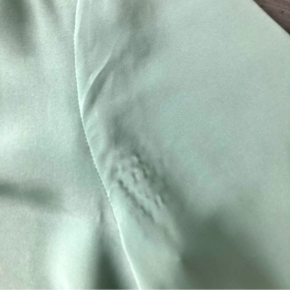 Vintage 70s-80s St. John Seafoam Button Front Long Sleeve Blouse - Picture 6 of 15